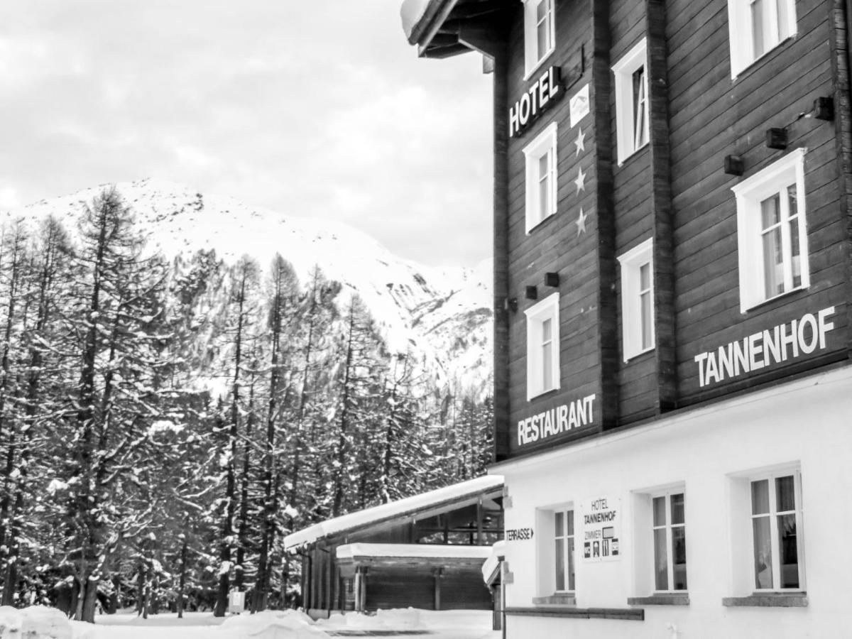 Hotel Tannenhof - Only Bed & Breakfast Oberwald Extérieur photo