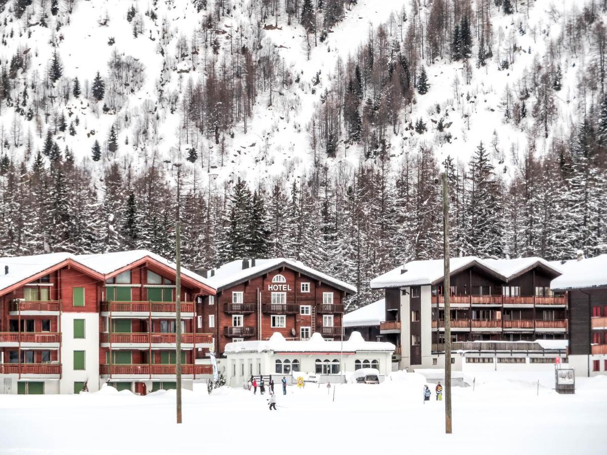Hotel Tannenhof - Only Bed & Breakfast Oberwald Extérieur photo